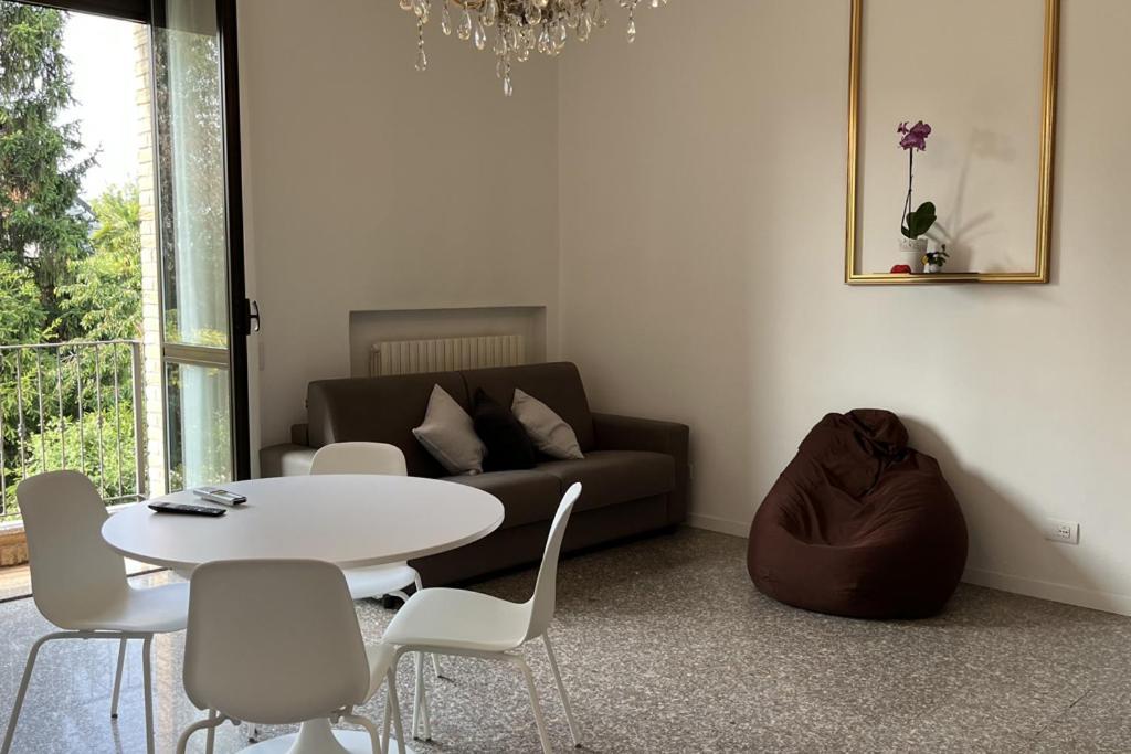 Ferienwohnung La Casa Di Antoine Cesano Maderno Exterior foto